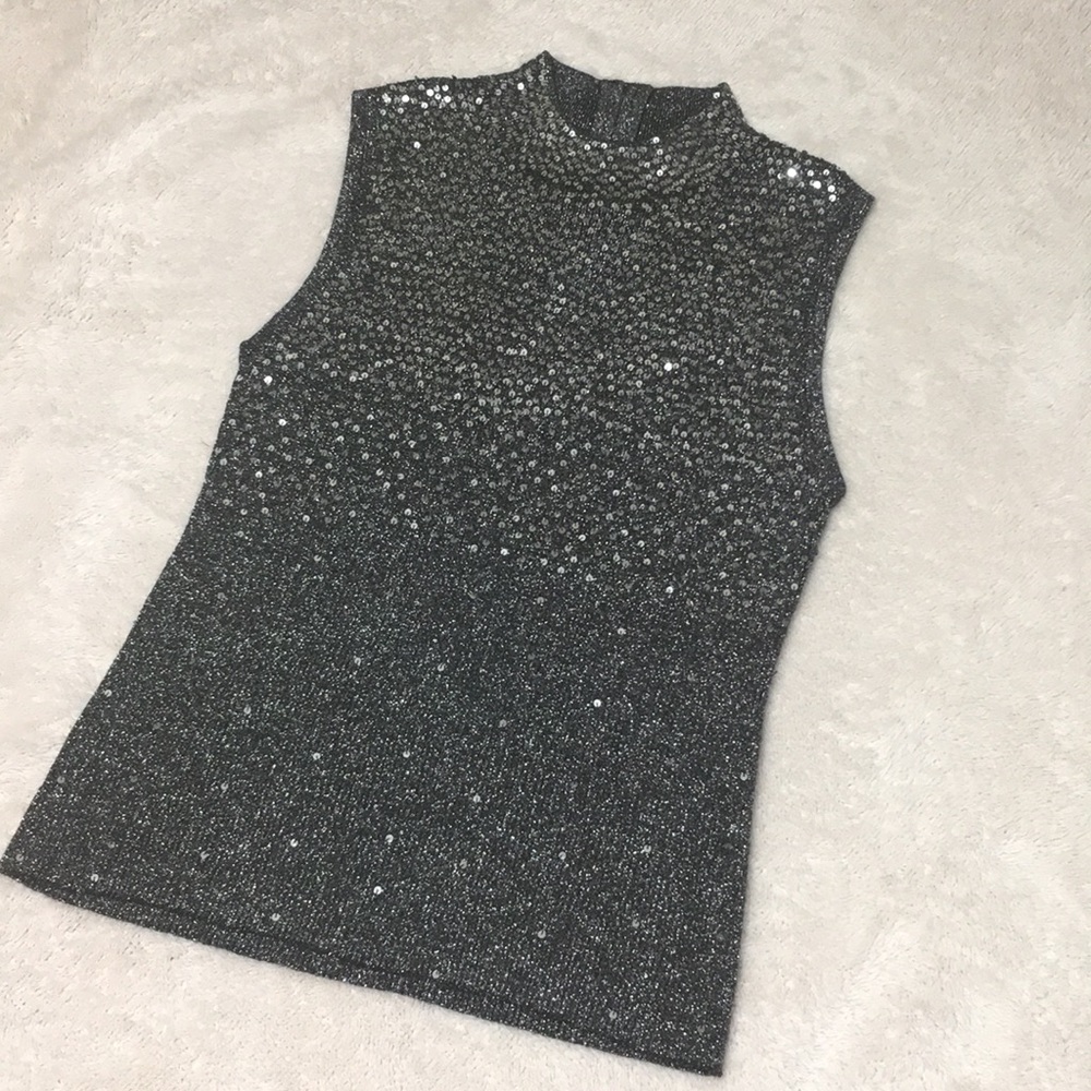 Investments sequin sleeveless top size M